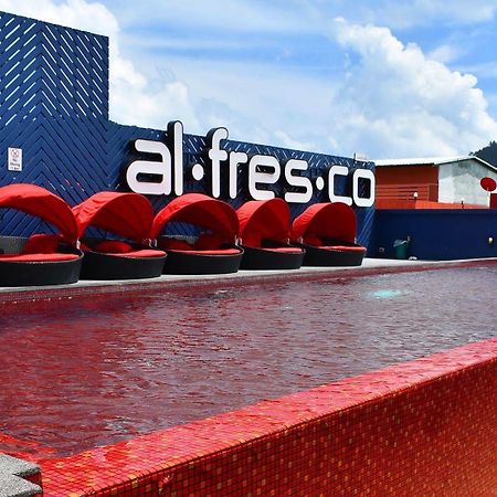Alfresco Phuket Hotel Patong Екстер'єр фото
