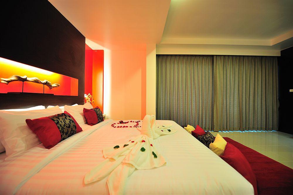 Alfresco Phuket Hotel Patong Екстер'єр фото