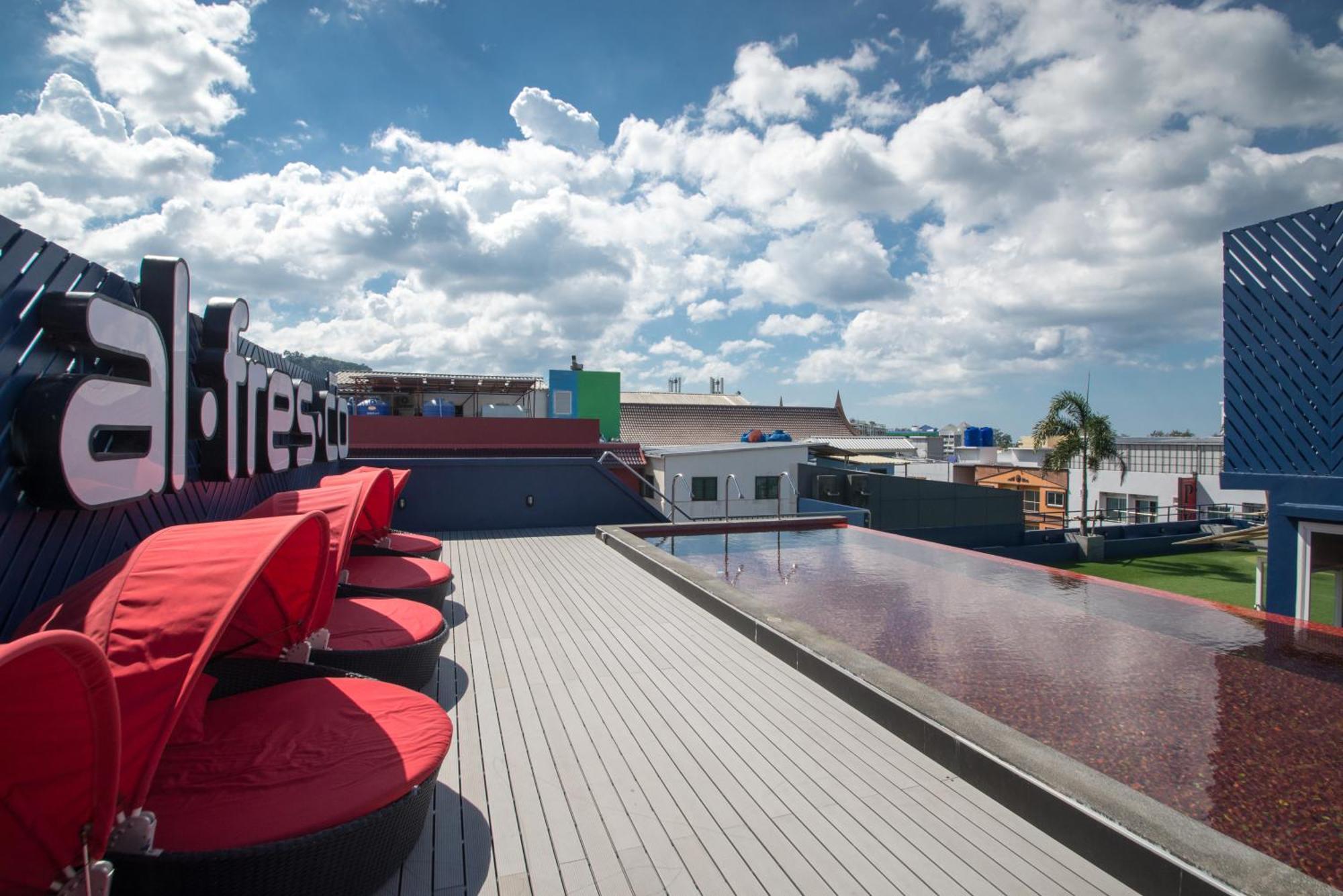 Alfresco Phuket Hotel Patong Екстер'єр фото