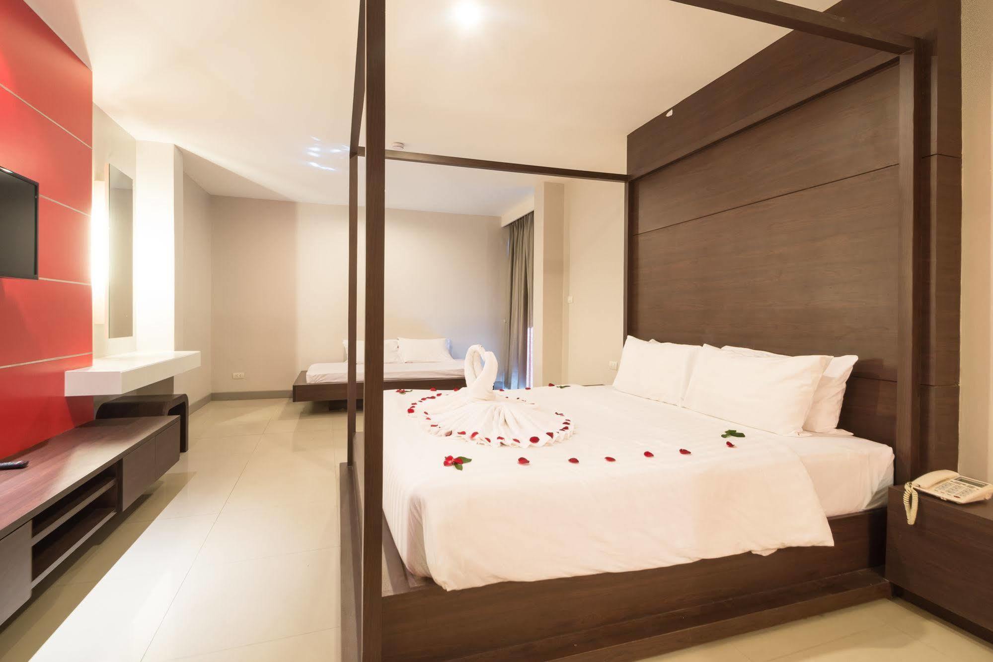 Alfresco Phuket Hotel Patong Екстер'єр фото