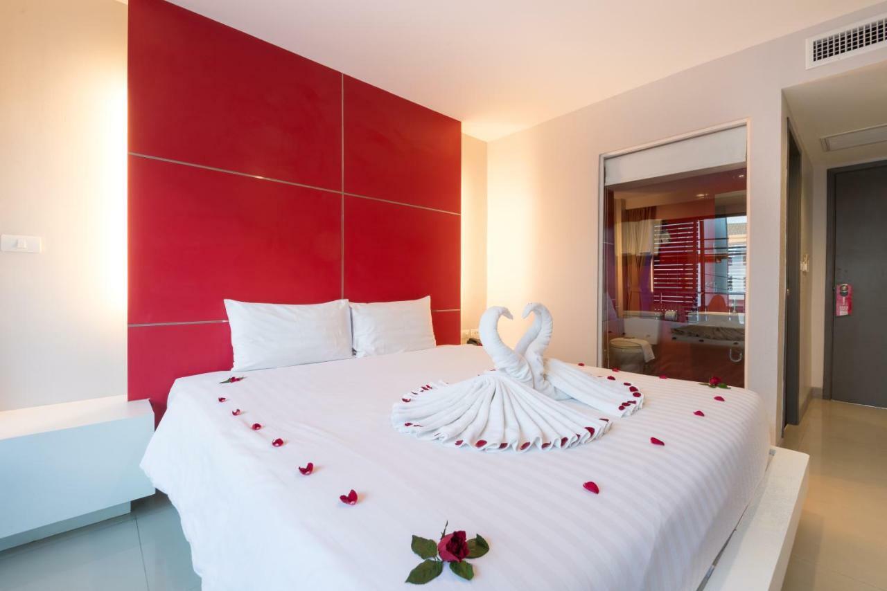 Alfresco Phuket Hotel Patong Екстер'єр фото