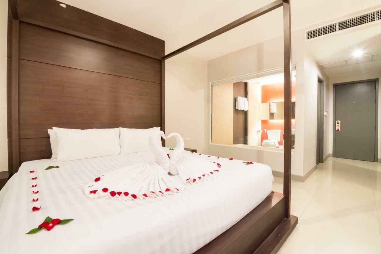 Alfresco Phuket Hotel Patong Екстер'єр фото
